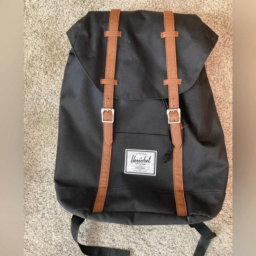 Herschel Supply Co Retreat Unisex Black Backpack Padded Interior Laptop Pocket